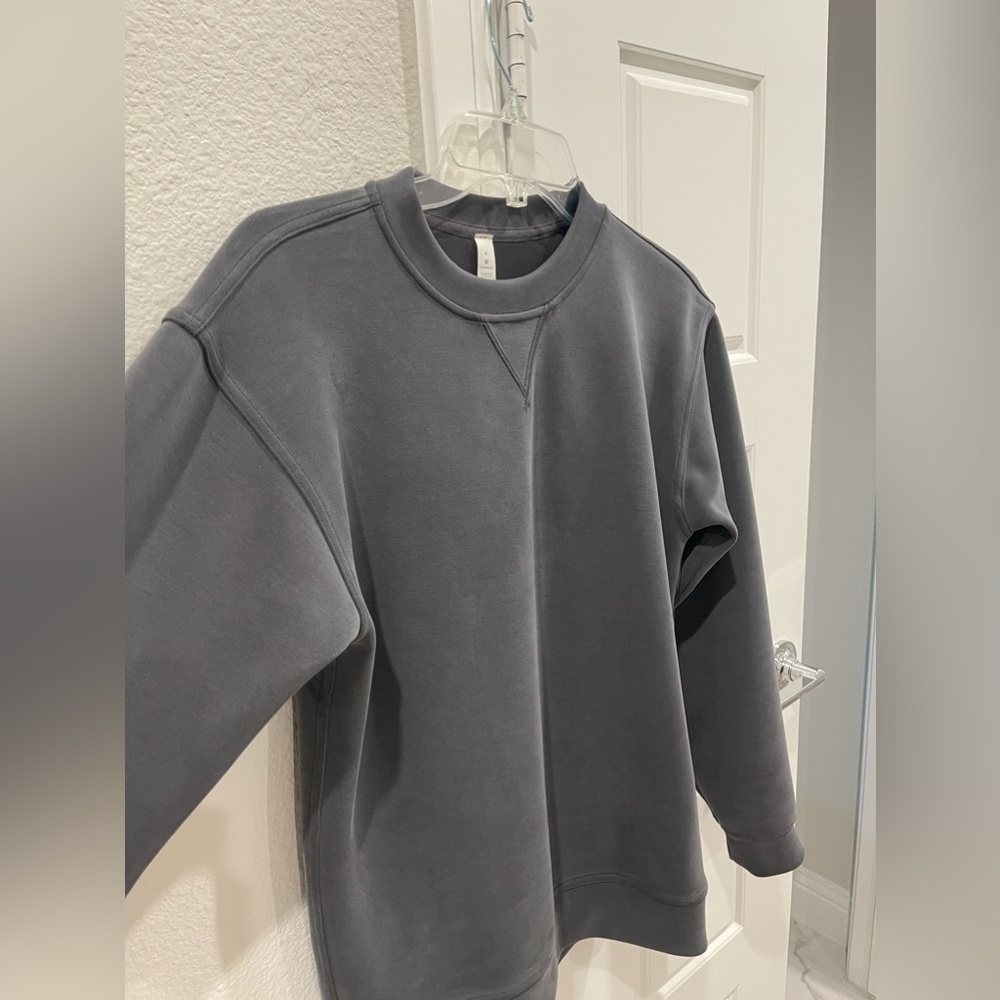lululemon athletica Gray Sweatshirt - Picture 5 of 9